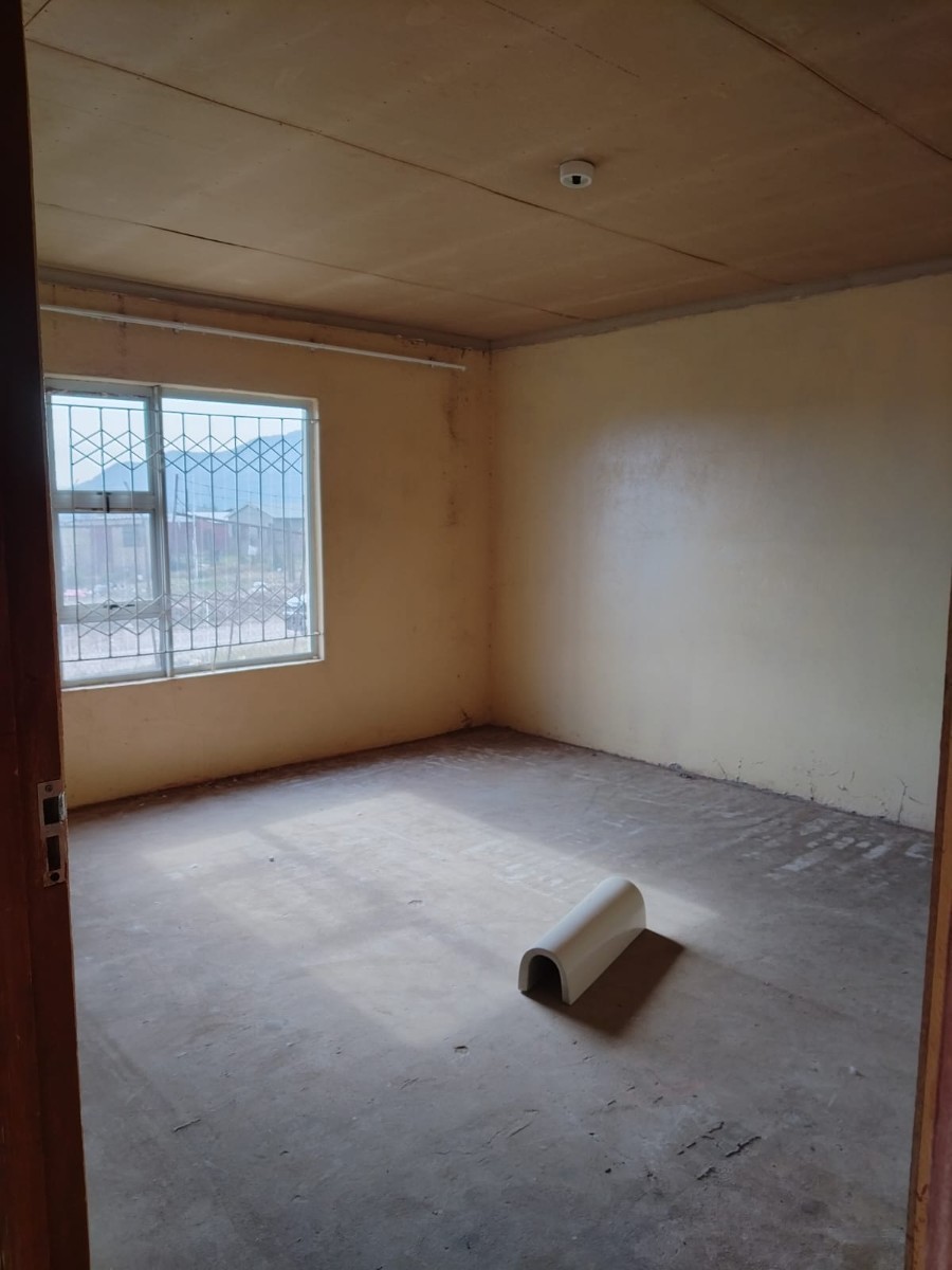 House for sale in Ezibeleni, Queenstown, 8428 Molabi Street, Ezibeleni, Queenstown, Eastern Cape, 300 m²