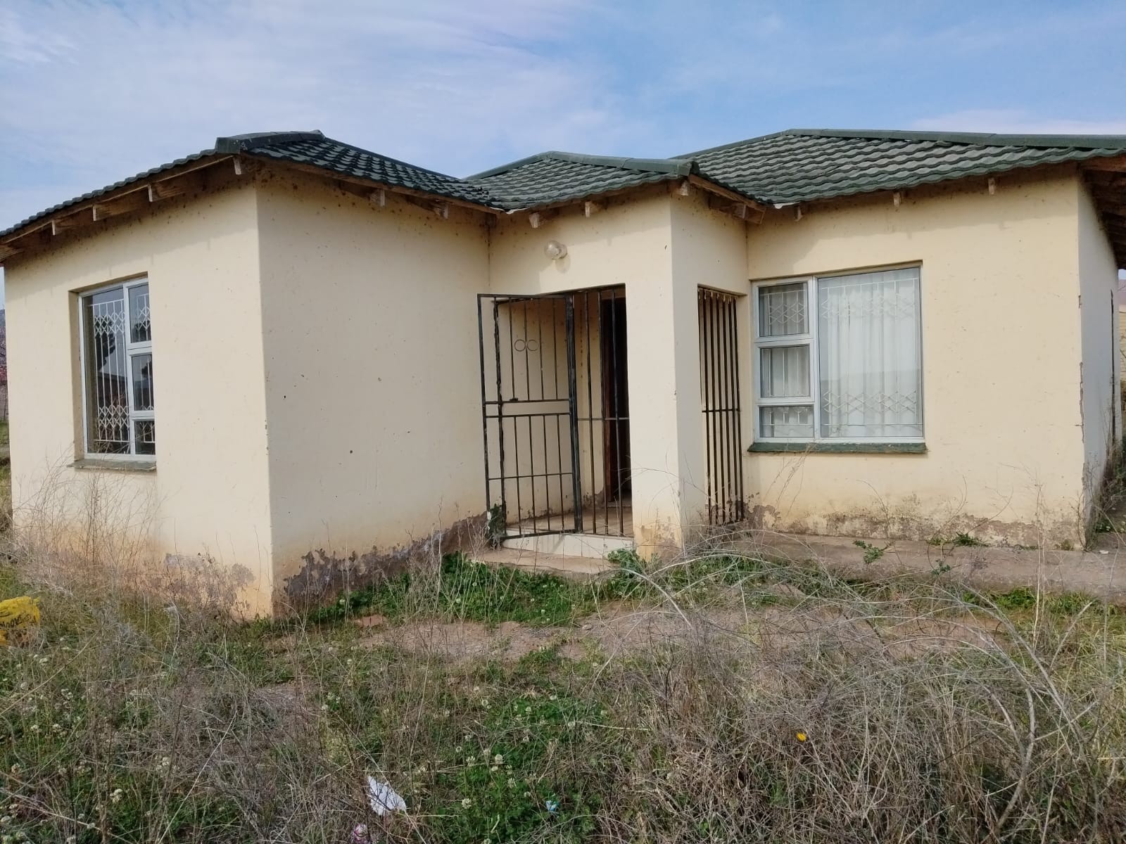 House for sale in Ezibeleni, Queenstown, 8428 Molabi Street, Ezibeleni, Queenstown, Eastern Cape, 300 m²