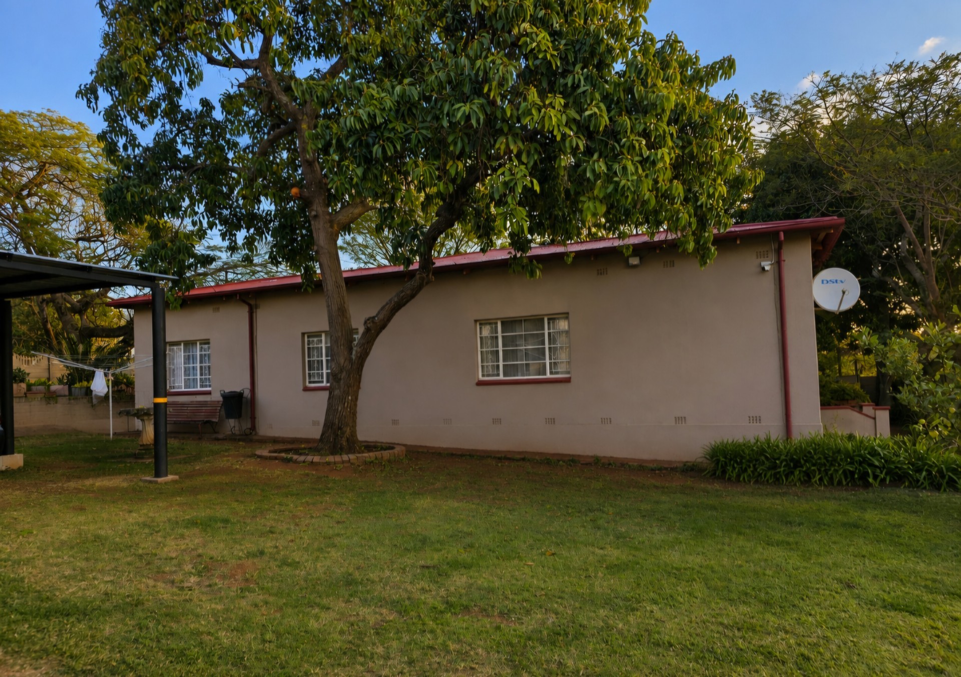 House for sale in Barberton, 991 m²