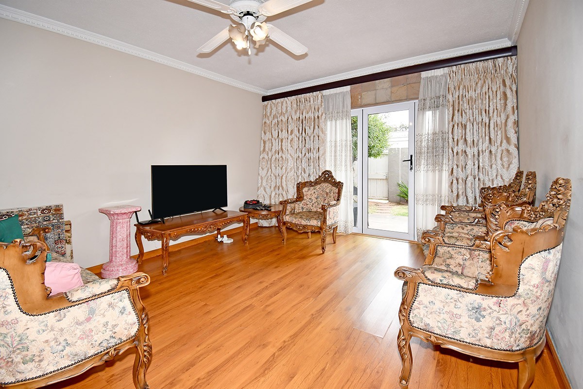 Duplex for sale in Eden Glen, Edenvale, 19, Glenway Park, 42 Baker, Eden Glen, Edenvale, Gauteng, 134 m²