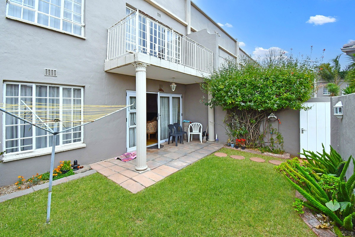 Duplex for sale in Eden Glen, Edenvale, 19, Glenway Park, 42 Baker, Eden Glen, Edenvale, Gauteng, 134 m²