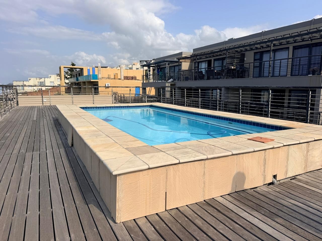 Apartment for rent in La Mercy, KwaZulu Natal