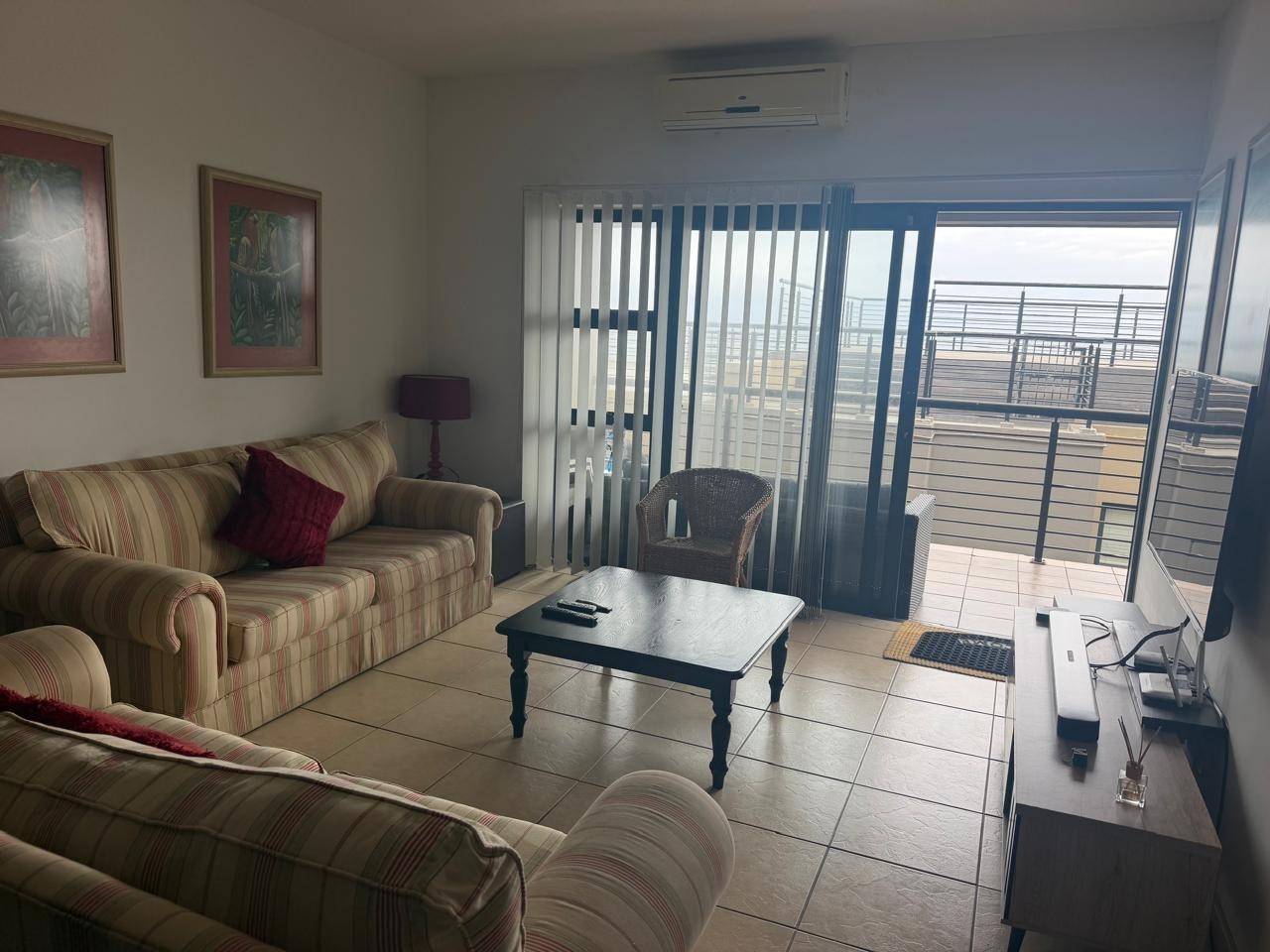 Apartment for rent in La Mercy, KwaZulu Natal