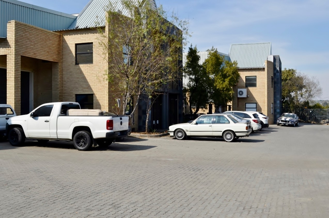 Warehouse for rent in Barbeque Downs, Midrand