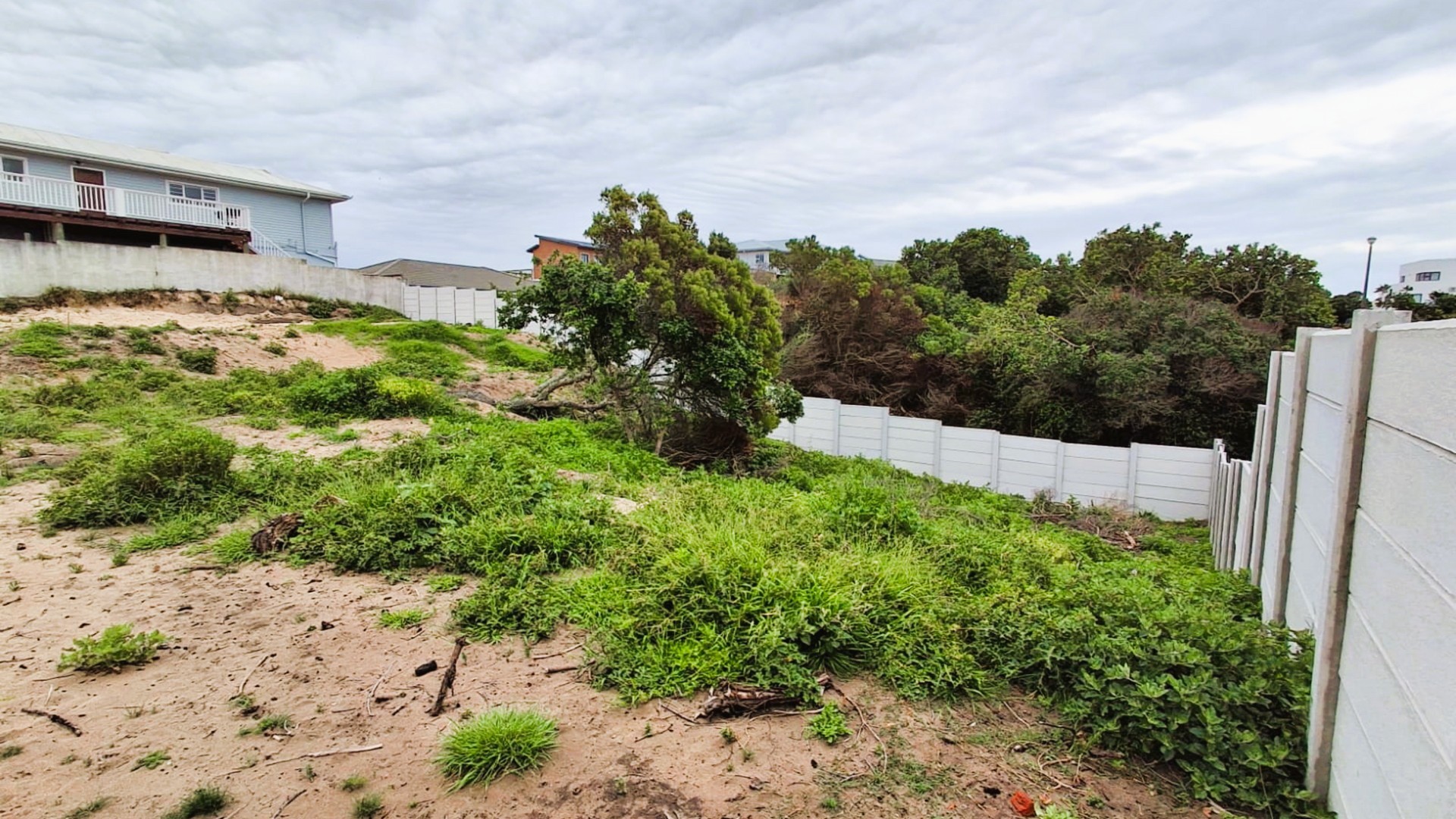 Vacant Land for sale in Paradise Beach, Jeffreys Bay, 700 m²