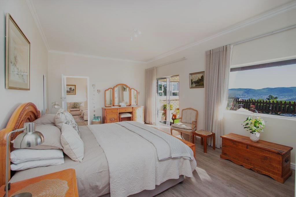 Apartment for rent in Knysna Heights, Knysna