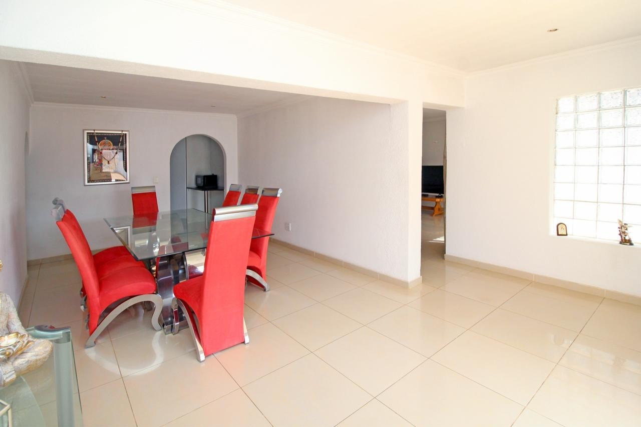 House for sale in Bakerton, Springs, 280 m²