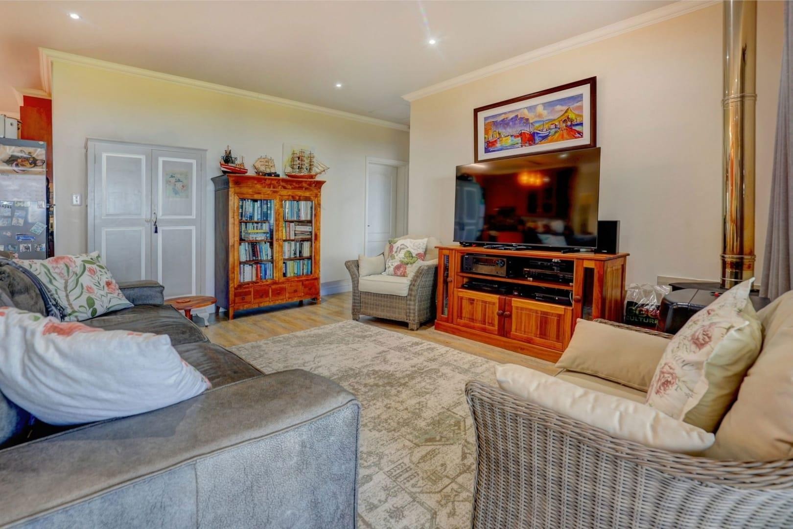 House for sale in Paradise Coast, Mossel Bay, 122 m²