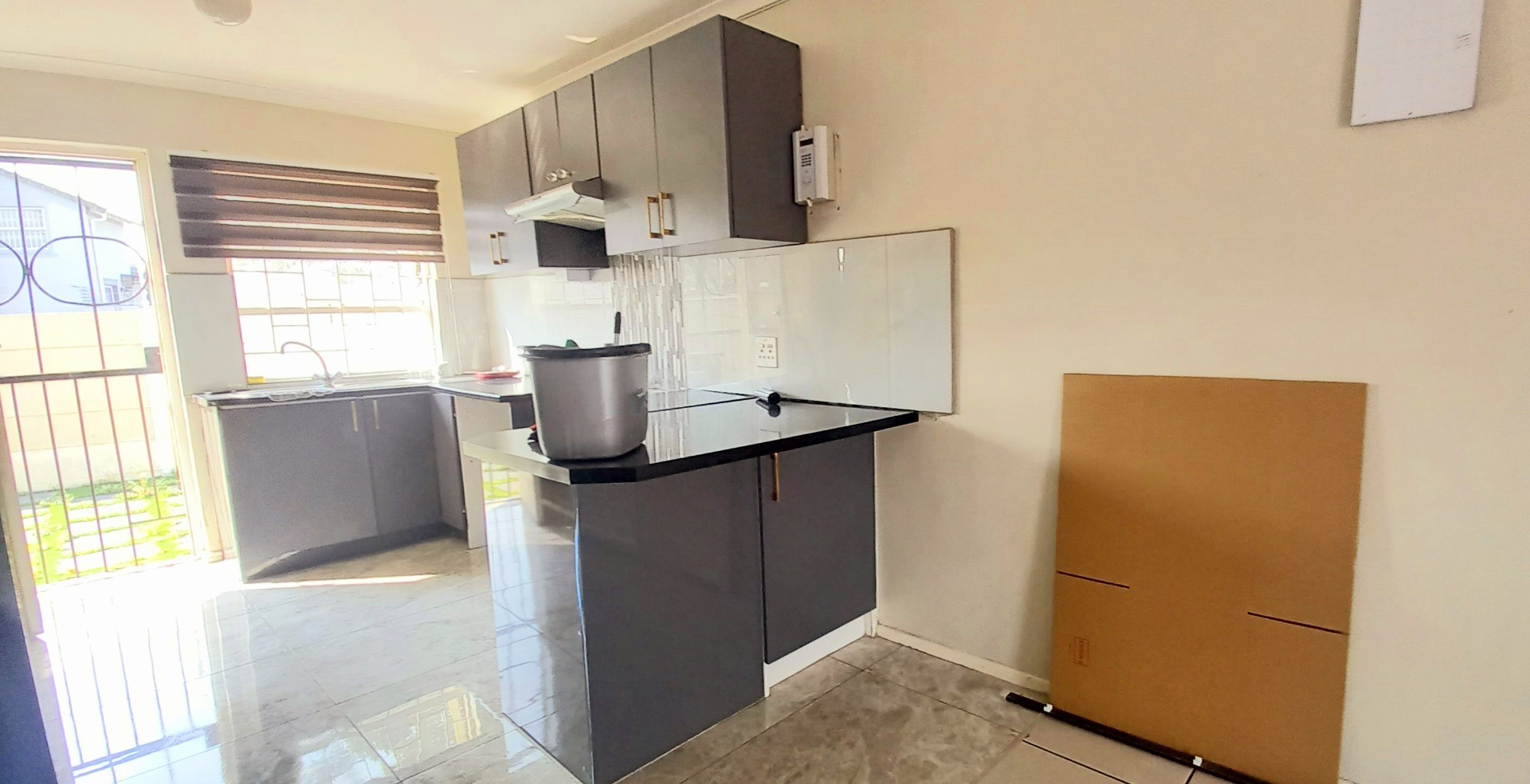 House for sale in Thornton, Cape Town, 117 m²