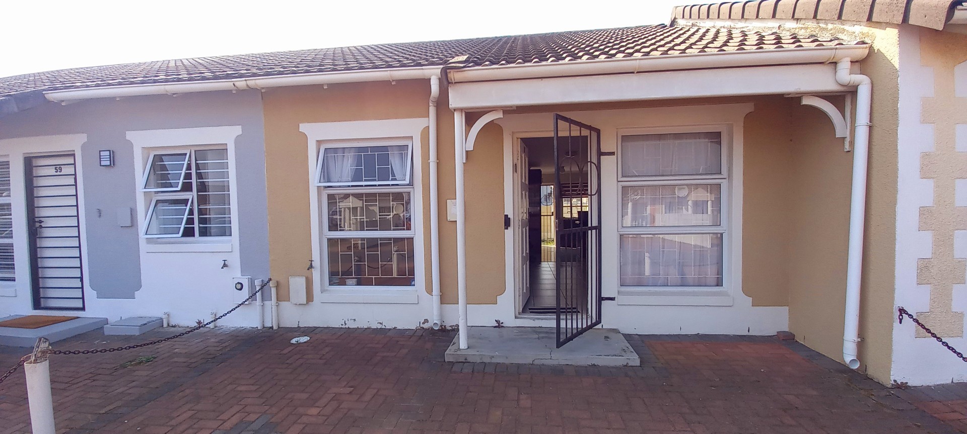 House for sale in Thornton, Cape Town, 117 m²