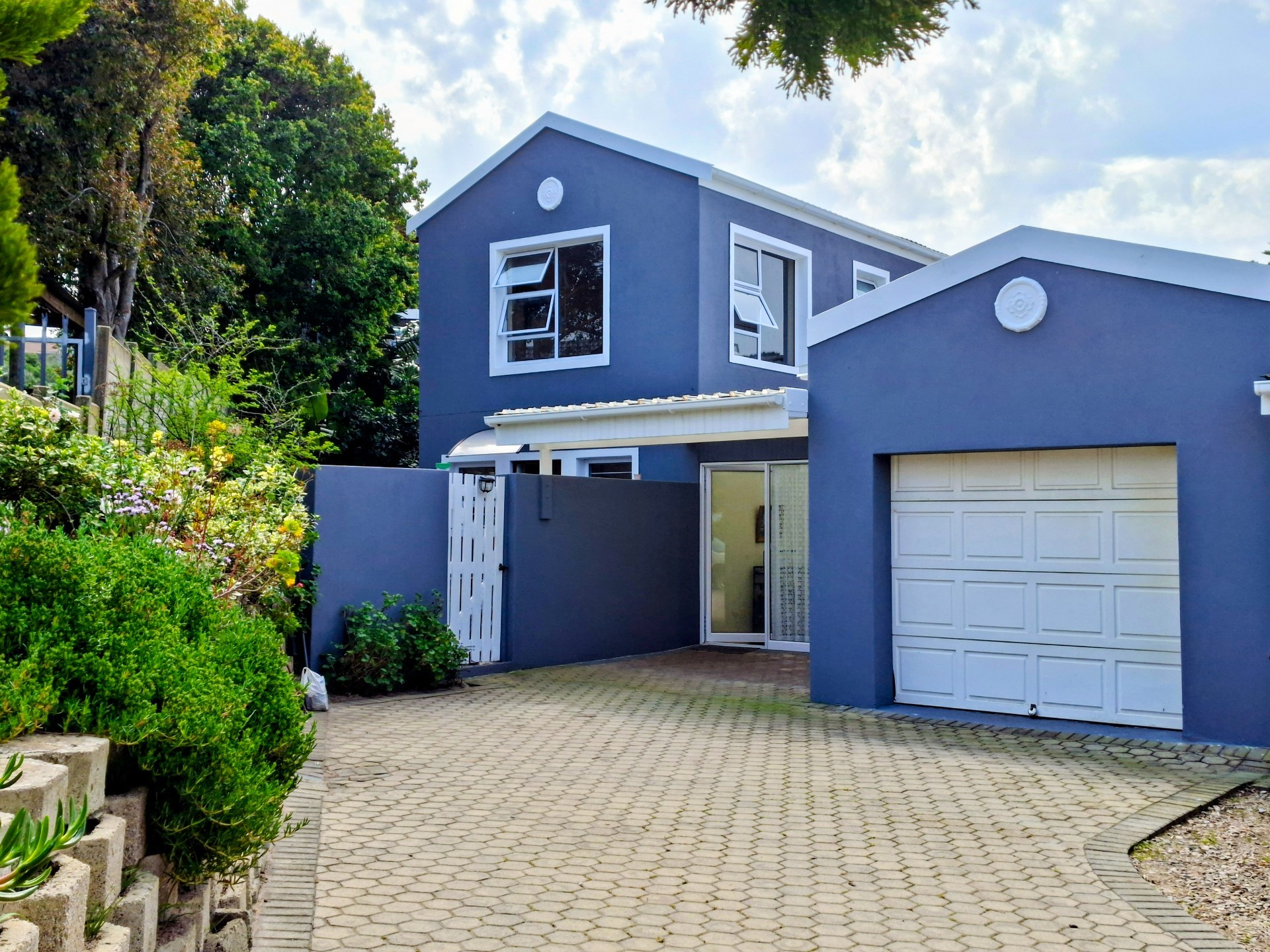 Duet for sale in Dana Bay, Mossel Bay, A, 21 E. Albens street, Dana Bay, Mossel Bay, Western Cape, 219 m²