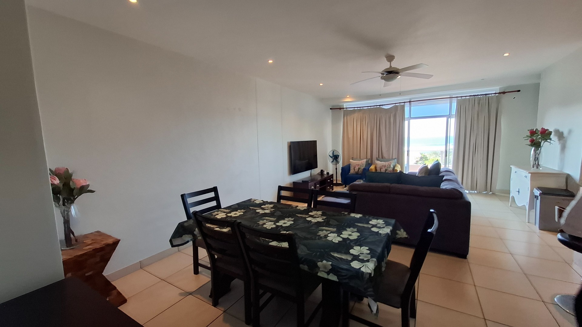 Apartment for rent in Margate, KwaZulu Natal, 144 m²