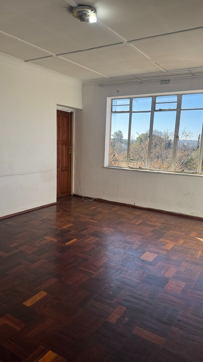 Apartment for sale in Parkhill Gardens, Germiston, 1 4 Gill St, Parkhill Gardens, Germiston, 1401 (2nd floor), Lapworth Grange, 4 Gill Street, Parkhill Gardens, Germiston, Gauteng