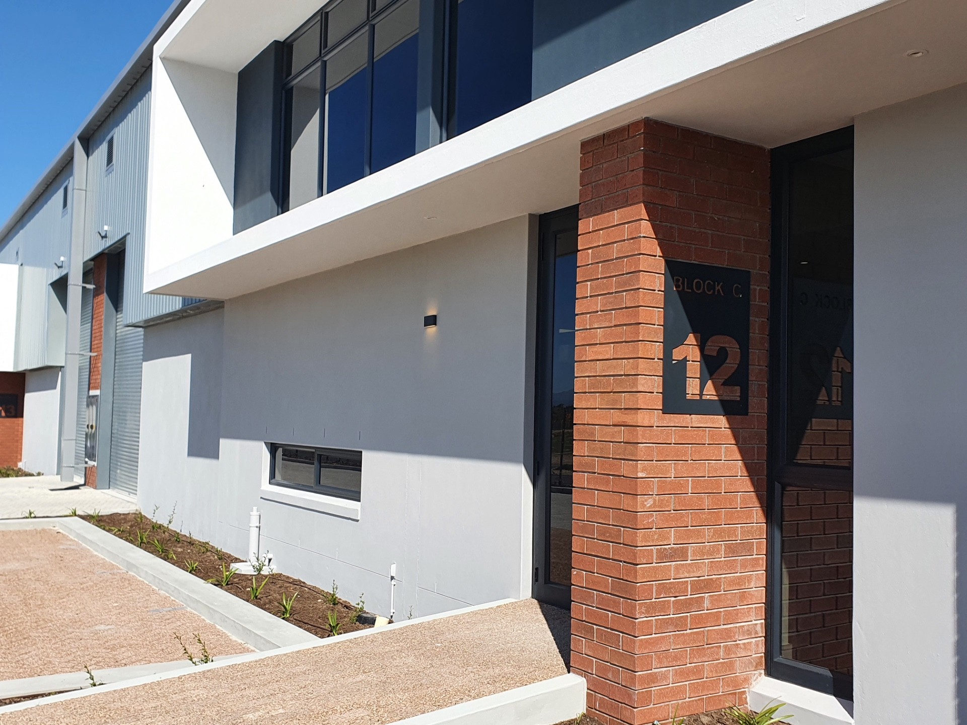 Industrial Property for rent in Stonewood Security Estate, Bonnie Brae, Kraaifontein, 12, Stonewood Park, 1 Hexrivier Road, Stonewood Security Estate, Bonnie Brae, Kraaifontein, Western Cape, 428 m²