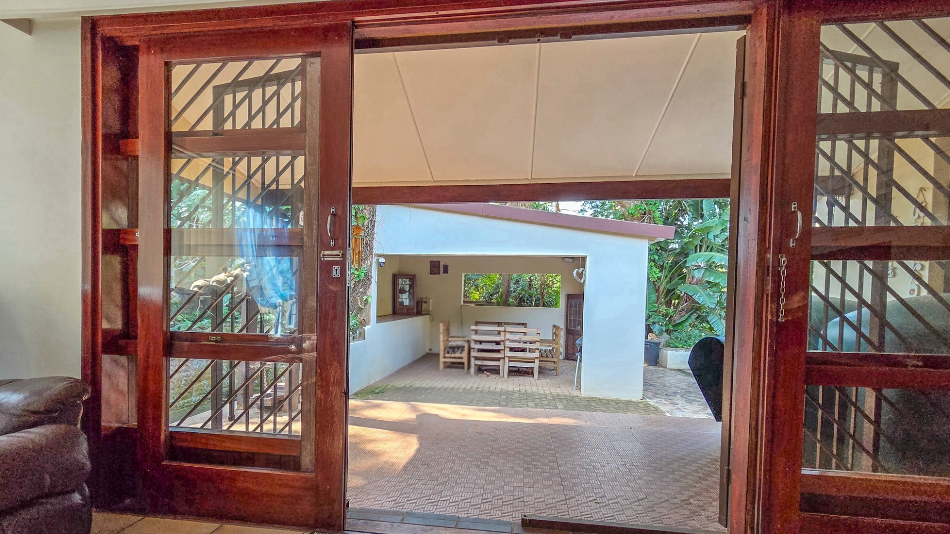 House for sale in Umtentweni, Port Shepstone, KwaZulu Natal, 330 m²
