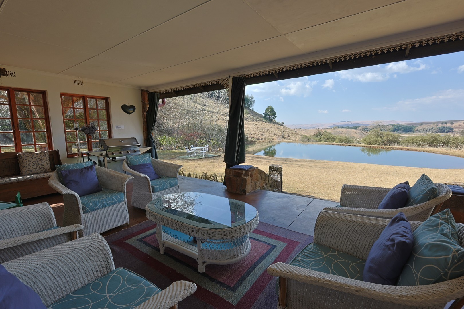 Farm for sale in Dullstroom, 662 m²