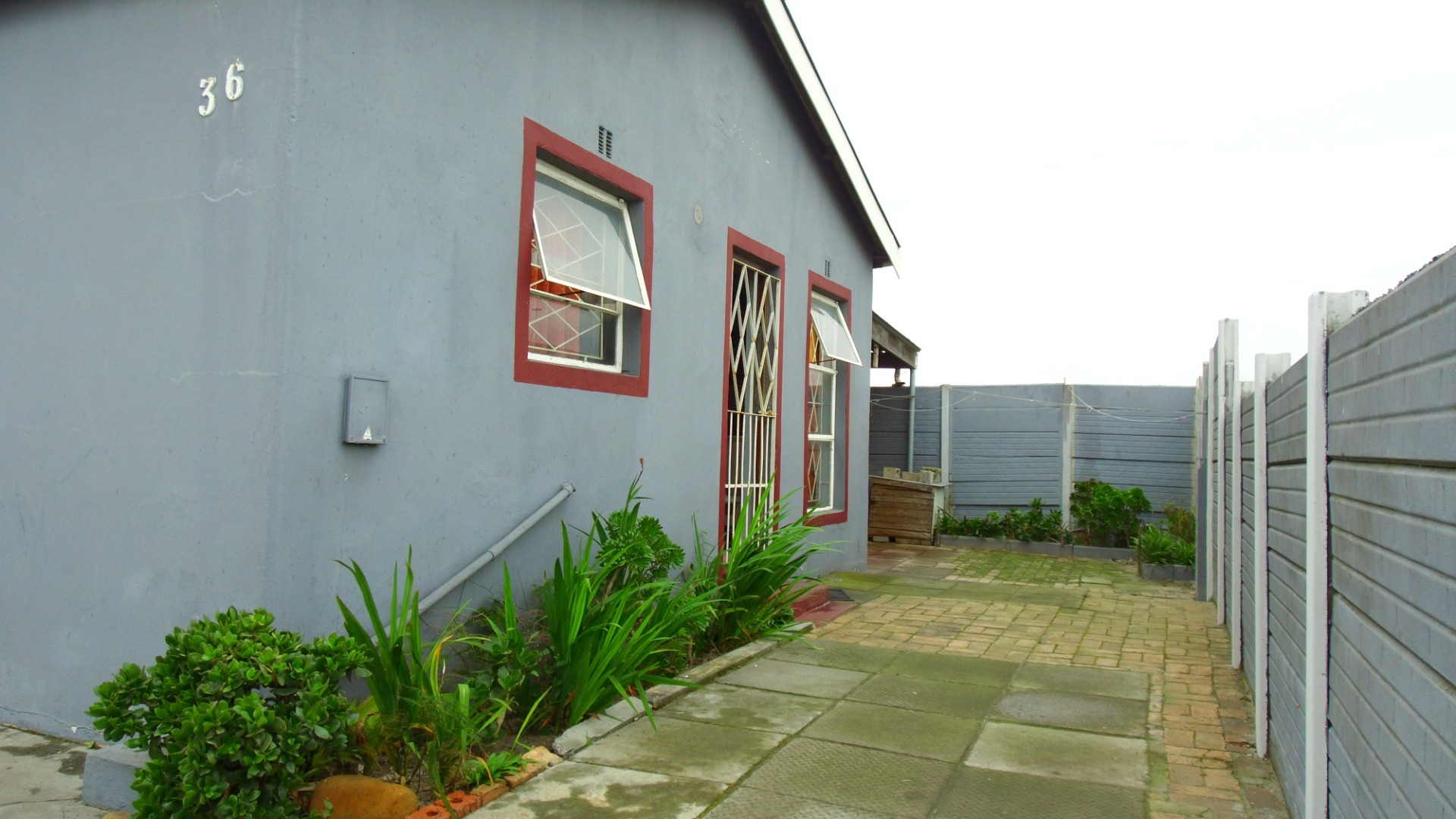 House for sale in Belhar, Cape Town