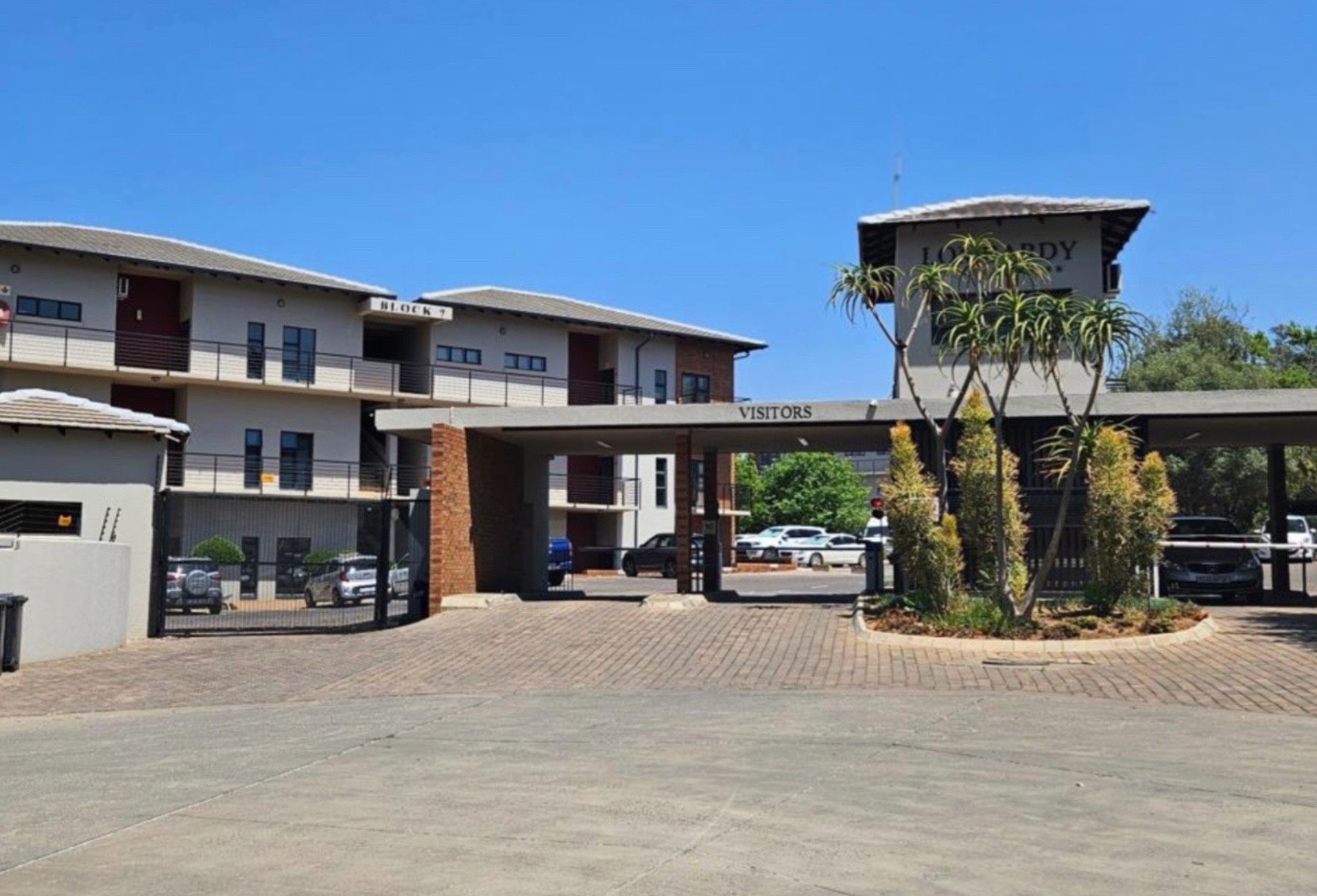 Office for rent in Waterkloof Ridge, Pretoria, 98 m²