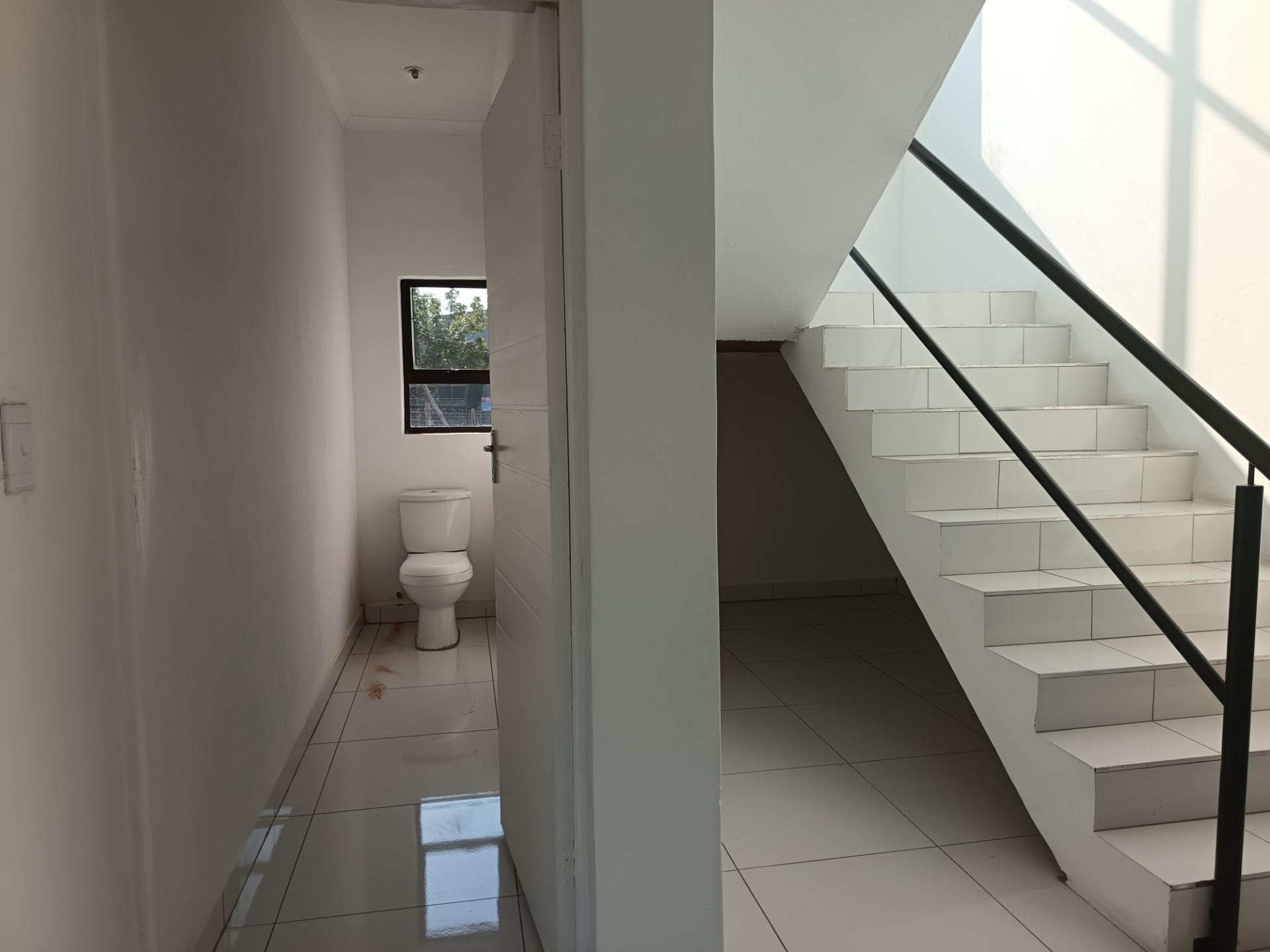 Warehouse for rent in Cornubia, KwaZulu Natal, 772 m²