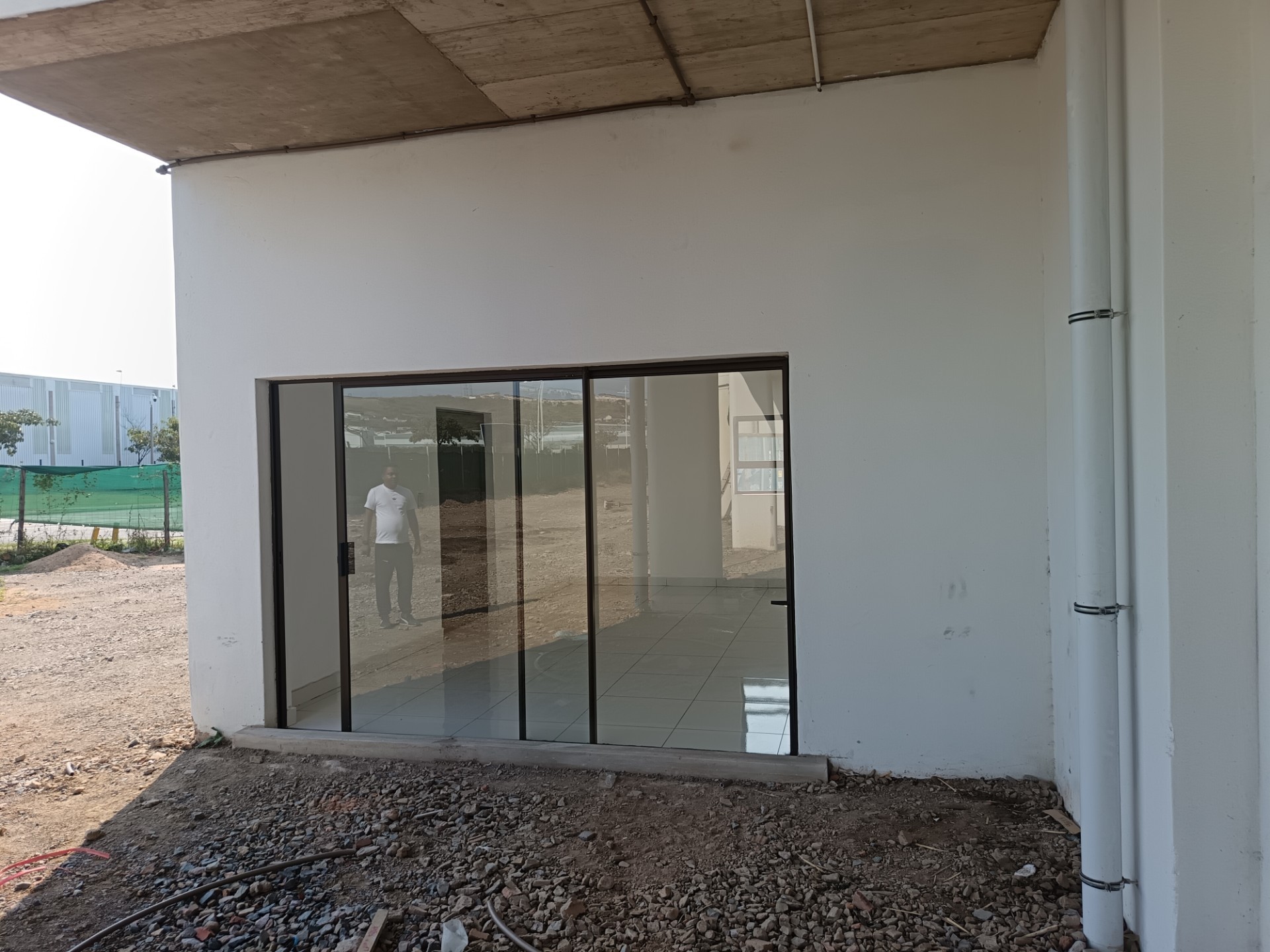 Warehouse for rent in Cornubia, KwaZulu Natal, 1496 m²