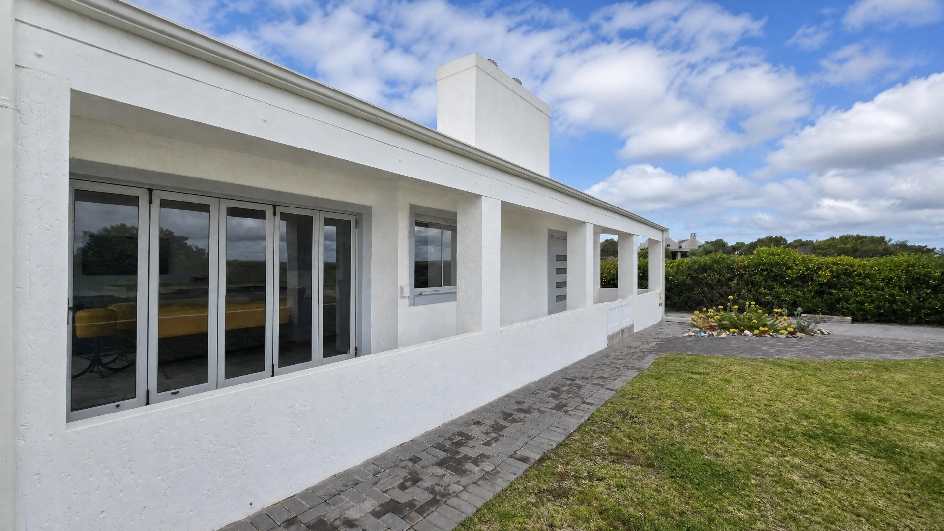 House for sale in Boggomsbaai, Mossel Bay, 12 Strelitzia, Boggomsbaai, Mossel Bay, Western Cape, 317 m²
