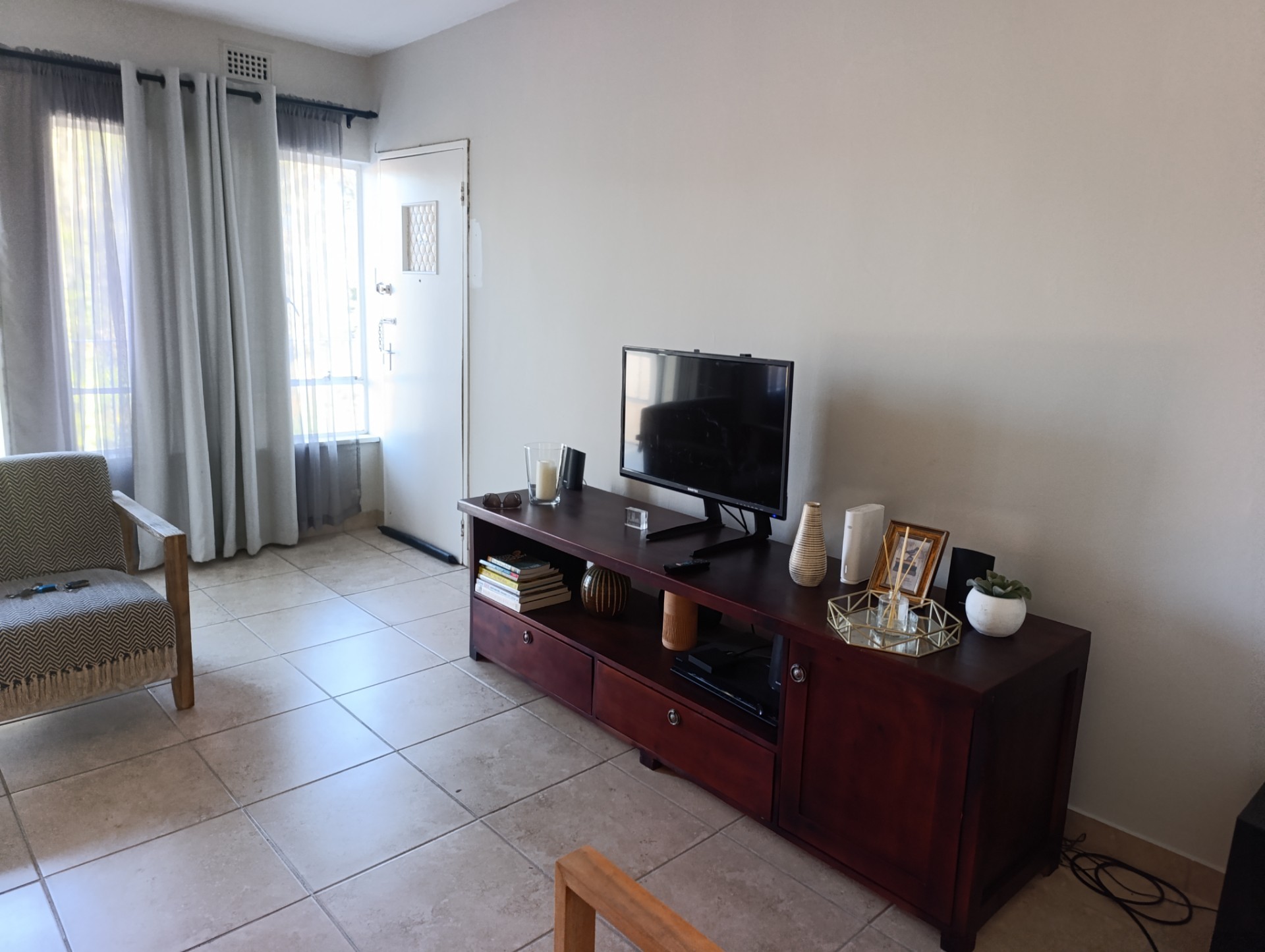 Apartment for sale in Pinetown Central, Pinetown, KwaZulu Natal, 134 Josiah Gumede Road, Pinetown Central, Pinetown, KwaZulu Natal, 103 m²