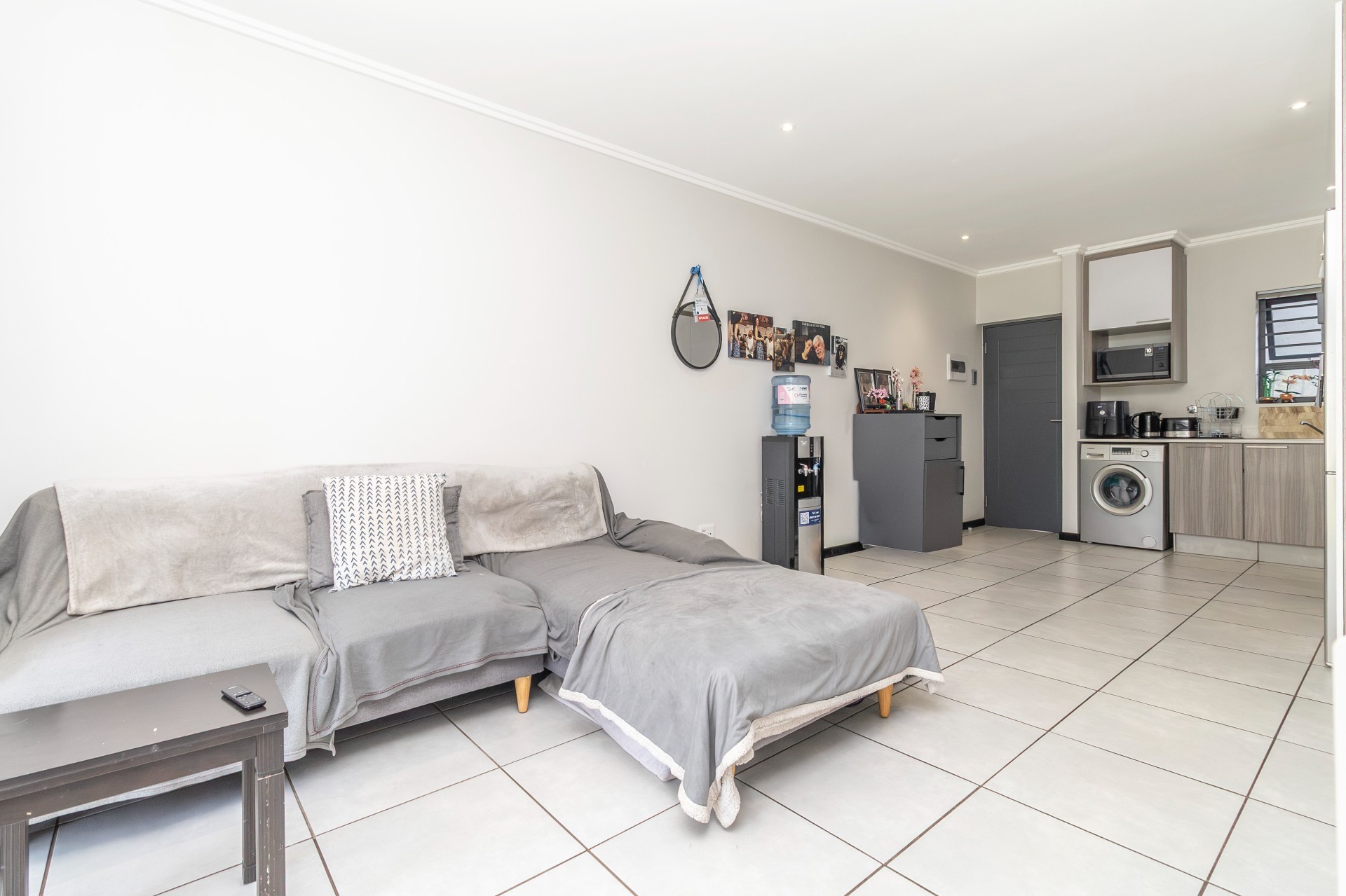 Apartment for sale in Broadacres, Sandton, 69 m²