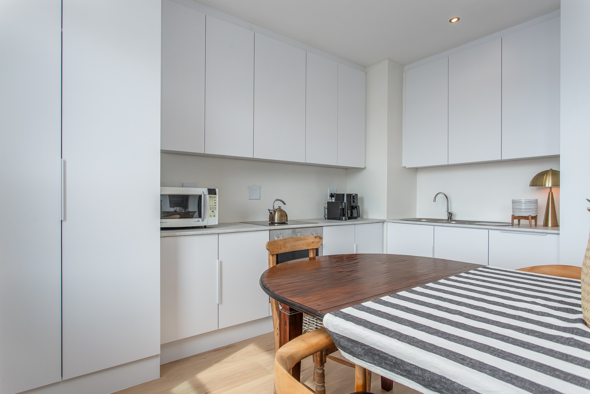 Apartment for sale in Lemoenkloof, Paarl, 451 The Towers, The Towers, 451 The Towers, Lemoenkloof, Paarl, Western Cape