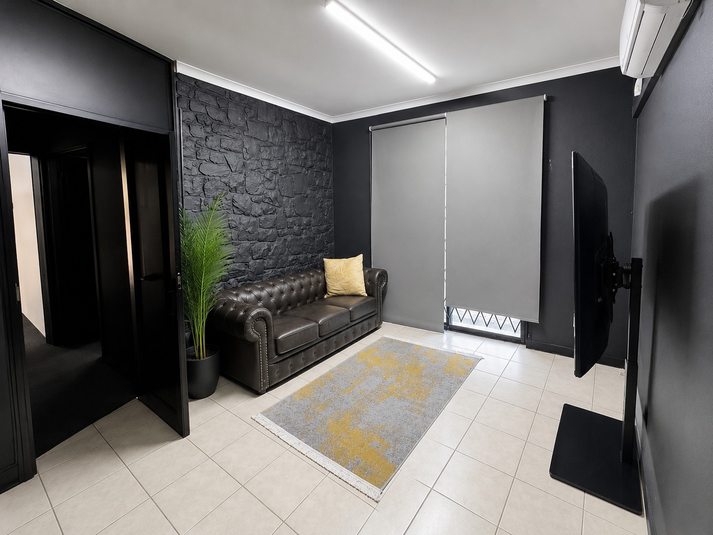 Office for rent in Newton Park, Port Elizabeth, 250 m²