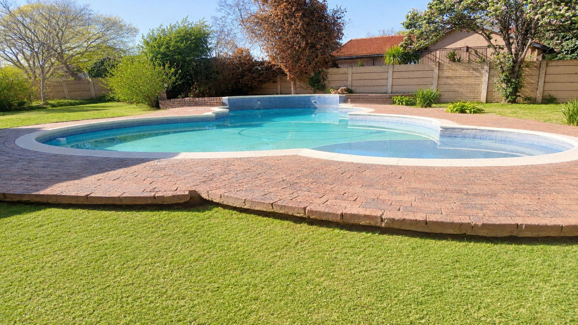 House for sale in Elspark, Germiston, 9 Finch Street, Elspark, Germiston, Gauteng, 356 m²