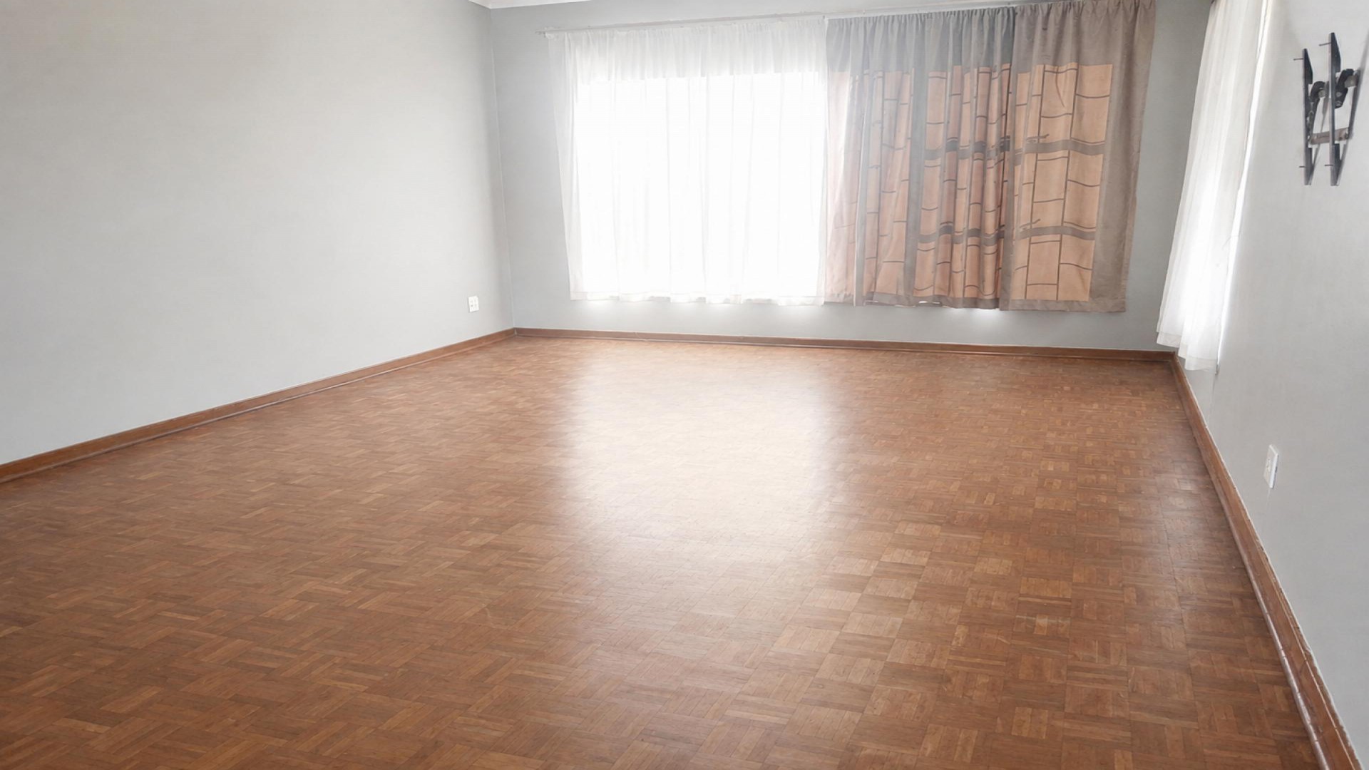 House for sale in Elspark, Germiston, 9 Finch Street, Elspark, Germiston, Gauteng, 356 m²