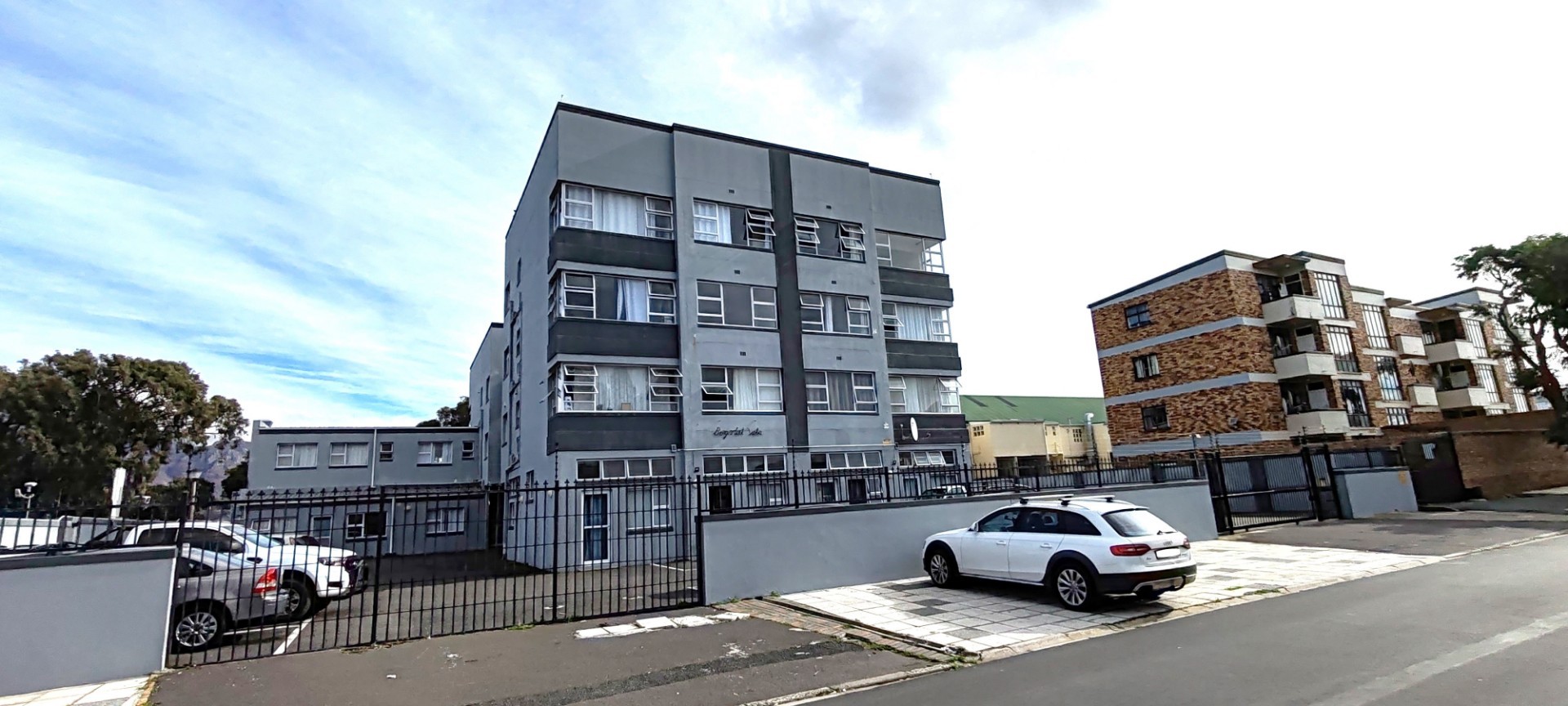 Apartment for sale in Heathfield, Cape Town, 26, Bergvliet Vistas, 59 Main Service Road, Heathfield, Cape Town, Western Cape, 84 m²