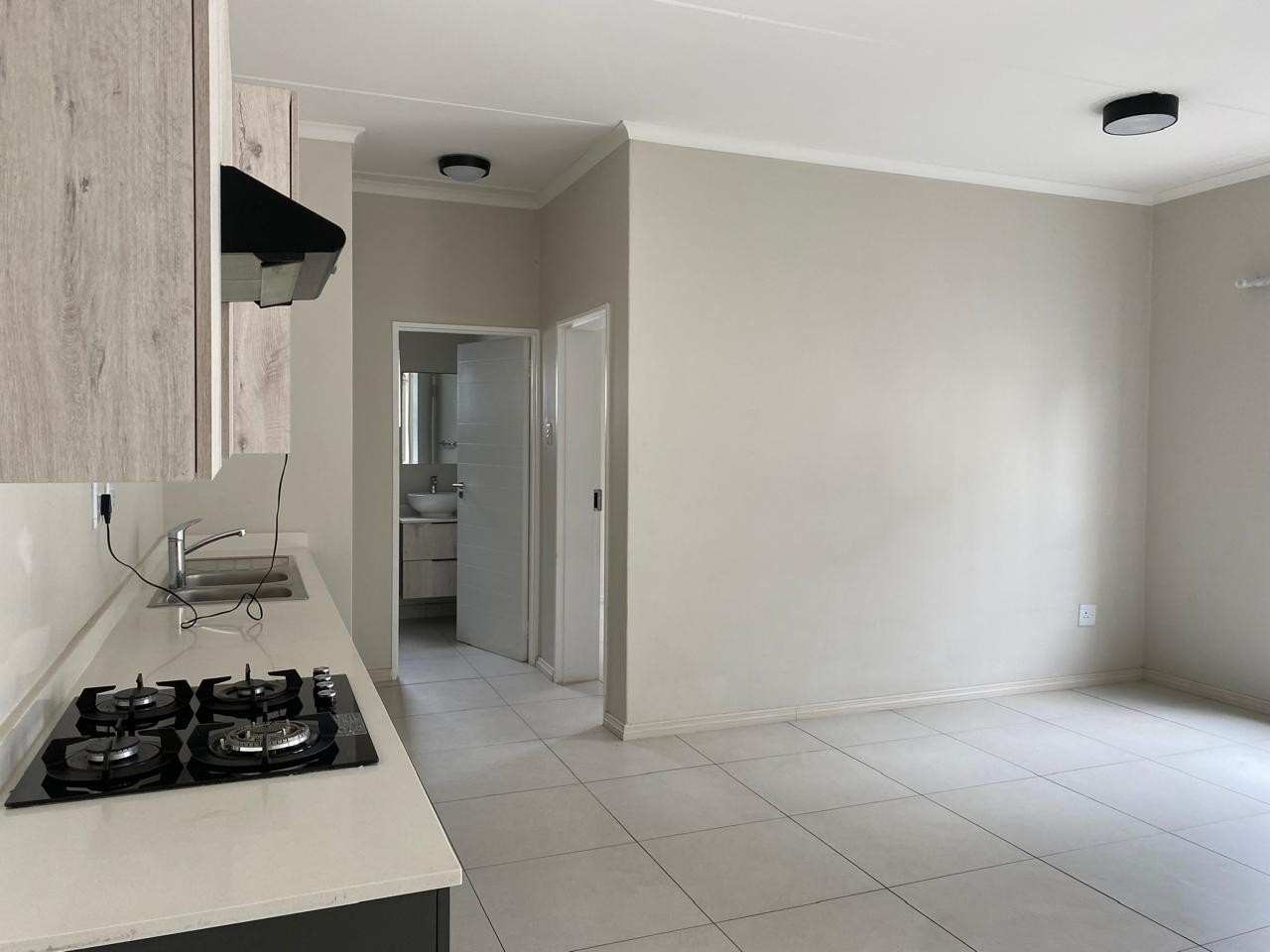 Apartment for rent in Carlswald, Midrand, 63 m²