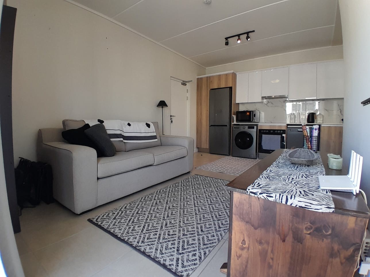 Apartment for rent in Sandown, Blouberg, 44 m²