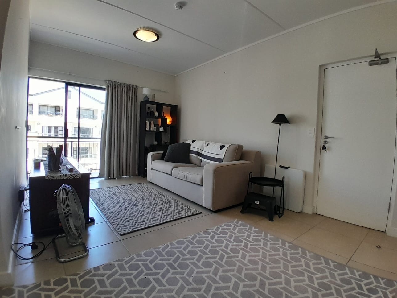 Apartment for rent in Sandown, Blouberg, 44 m²