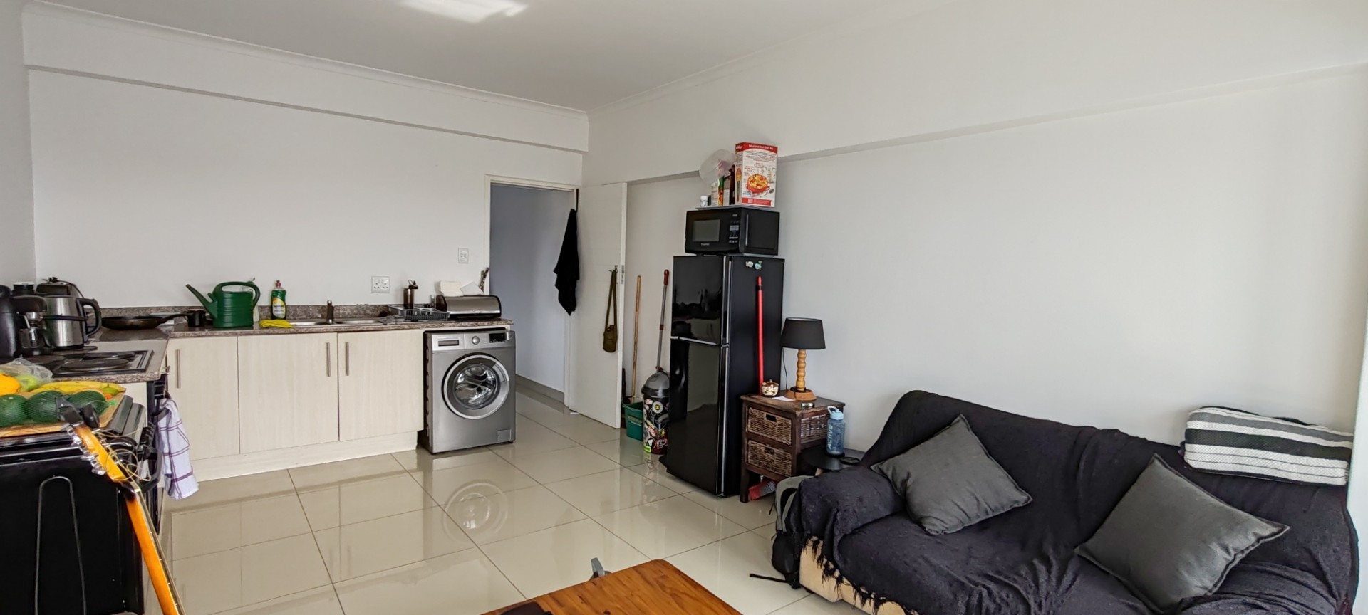 Apartment for sale in Heathfield, Cape Town, 12, Bergvliet Vistas, 59 Main Service Road, Heathfield, Cape Town, Western Cape, 46 m²