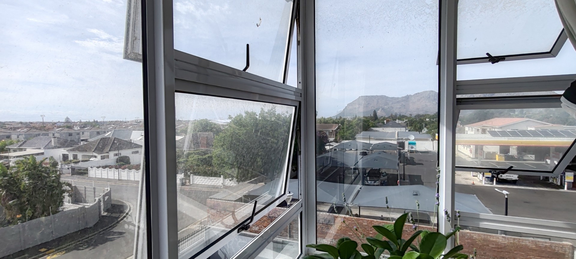 Apartment for sale in Heathfield, Cape Town, 12, Bergvliet Vistas, 59 Main Service Road, Heathfield, Cape Town, Western Cape, 46 m²