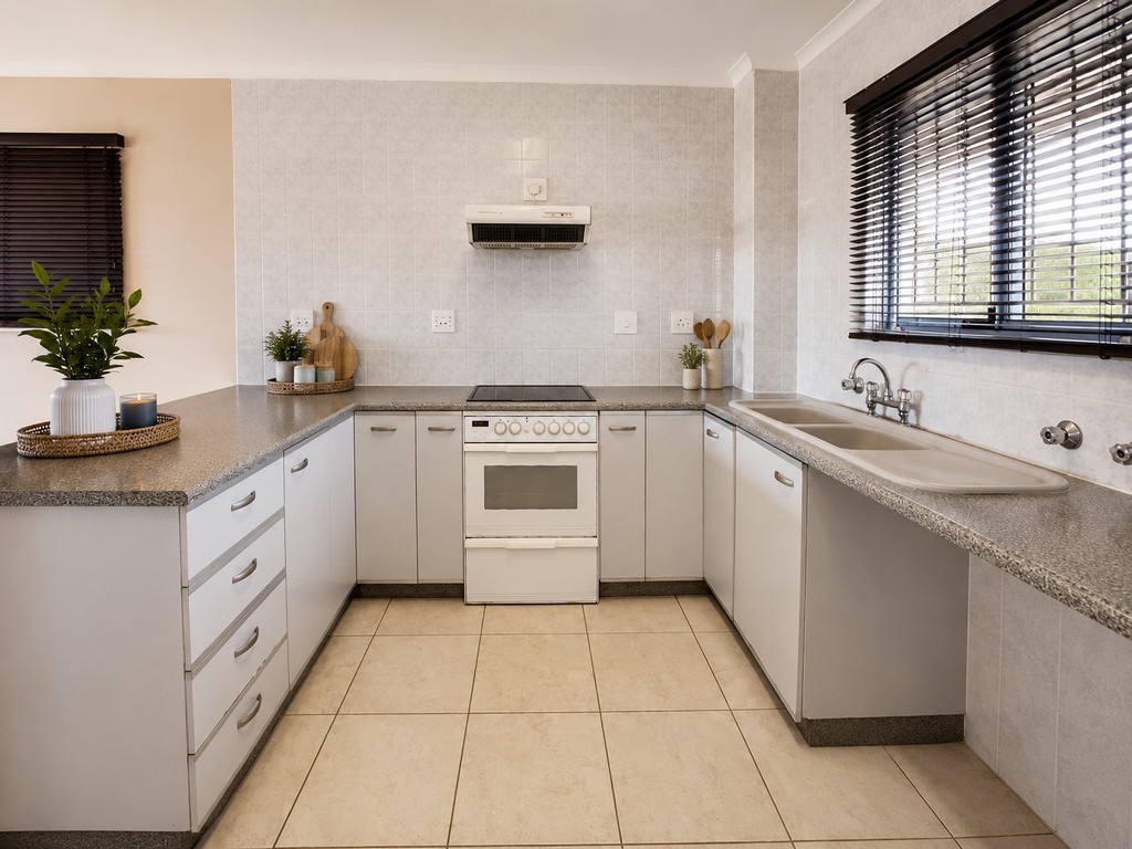 Apartment for sale in Ballito Central, Ballito, KwaZulu Natal, 102 m²