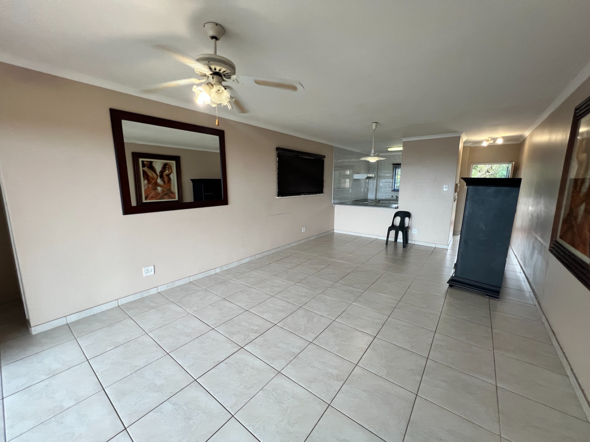 Apartment for sale in Ballito Central, Ballito, KwaZulu Natal, 102 m²