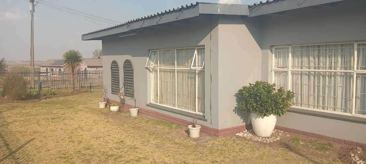 House for sale in Bethal, 1012 m²