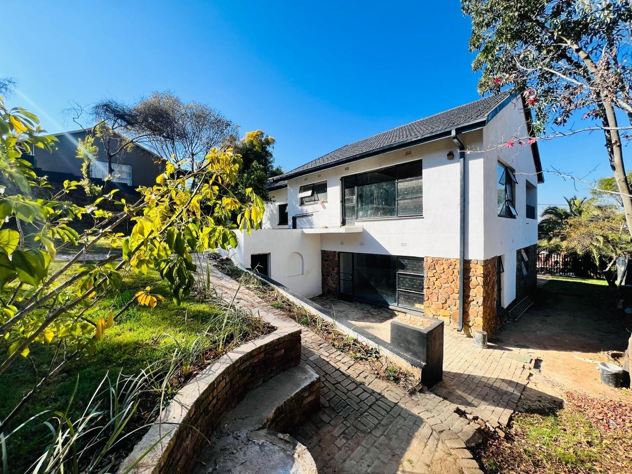 House for sale in Kibler Park, Johannesburg, 1190 m²