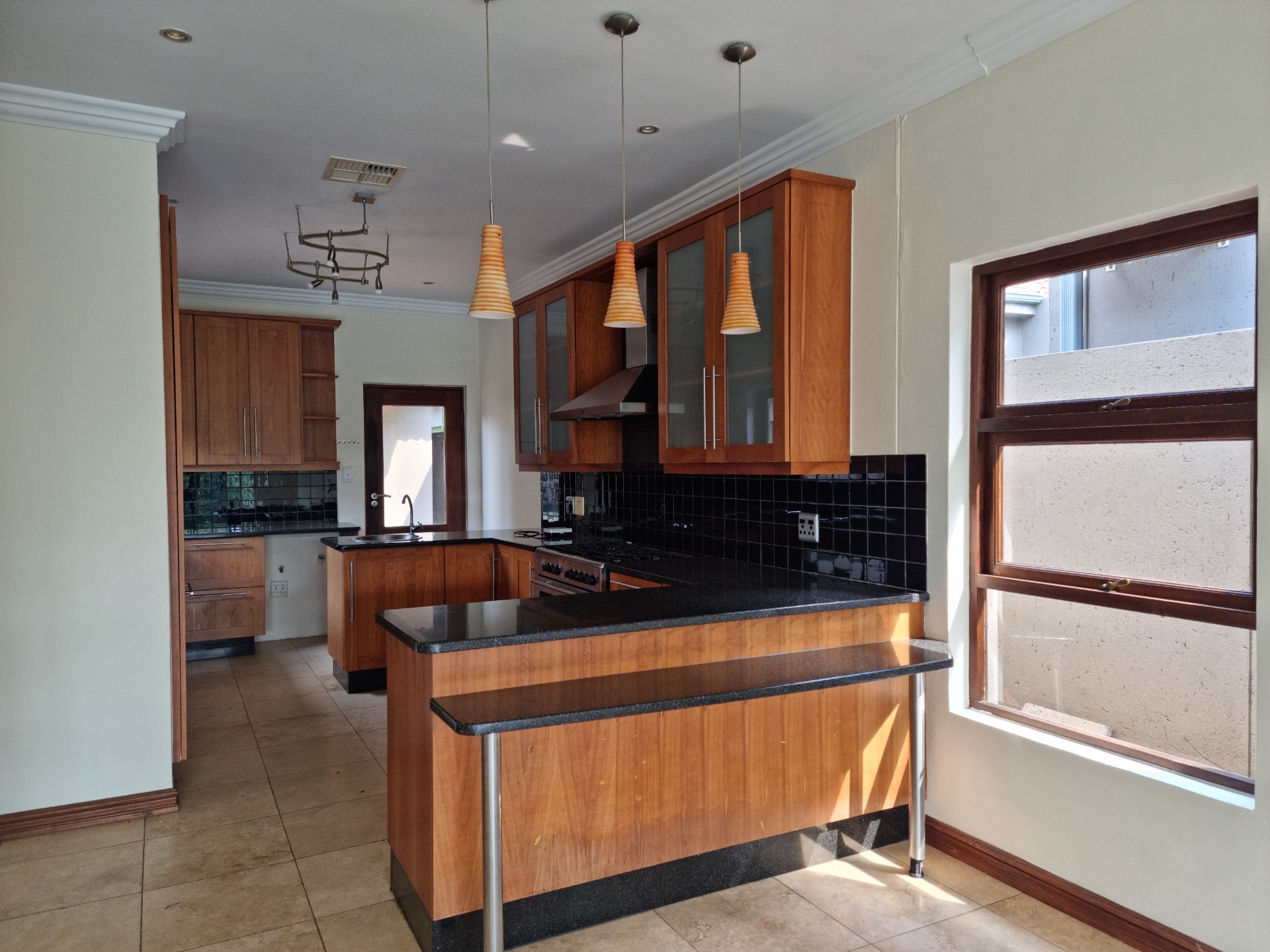 House for rent in Pecanwood Estate, Pecanwood, Hartbeespoort, North West