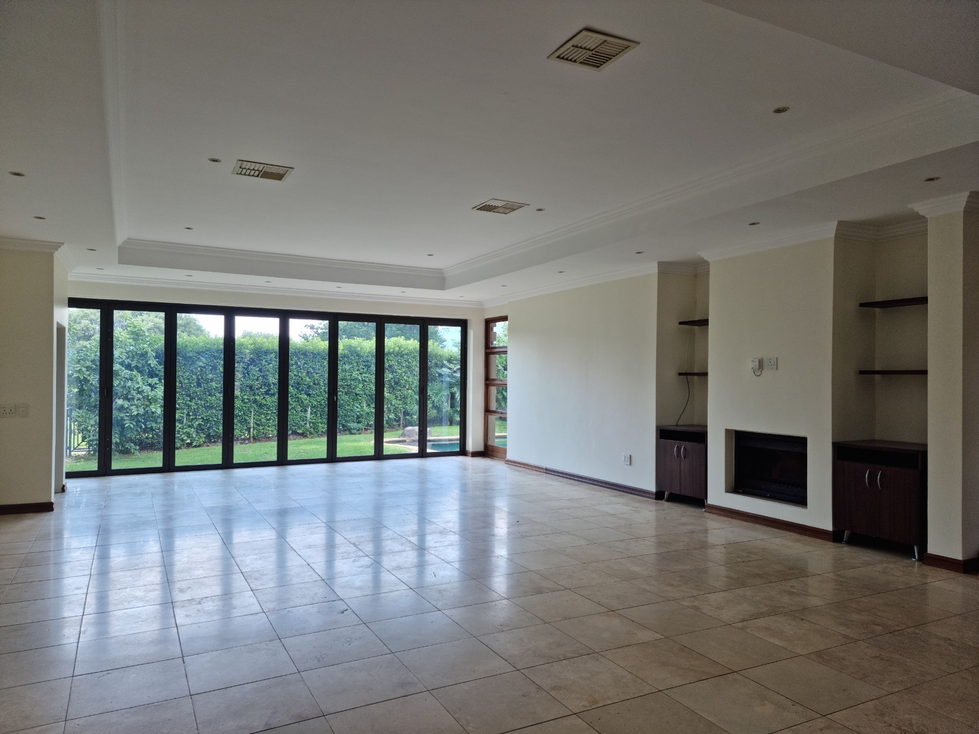 House for rent in Pecanwood Estate, Pecanwood, Hartbeespoort, North West