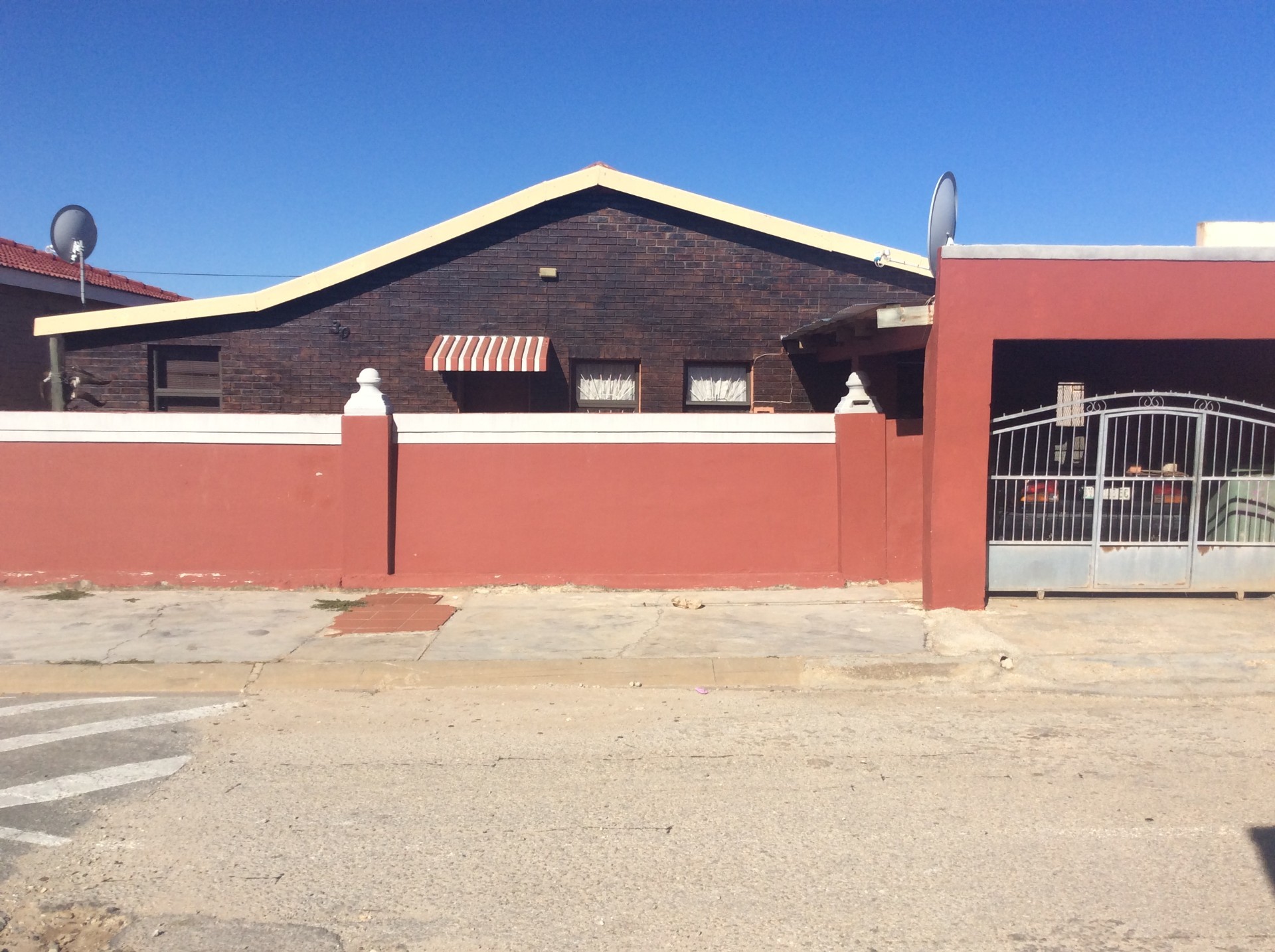 House for sale in Kwanobuhle, Uitenhage