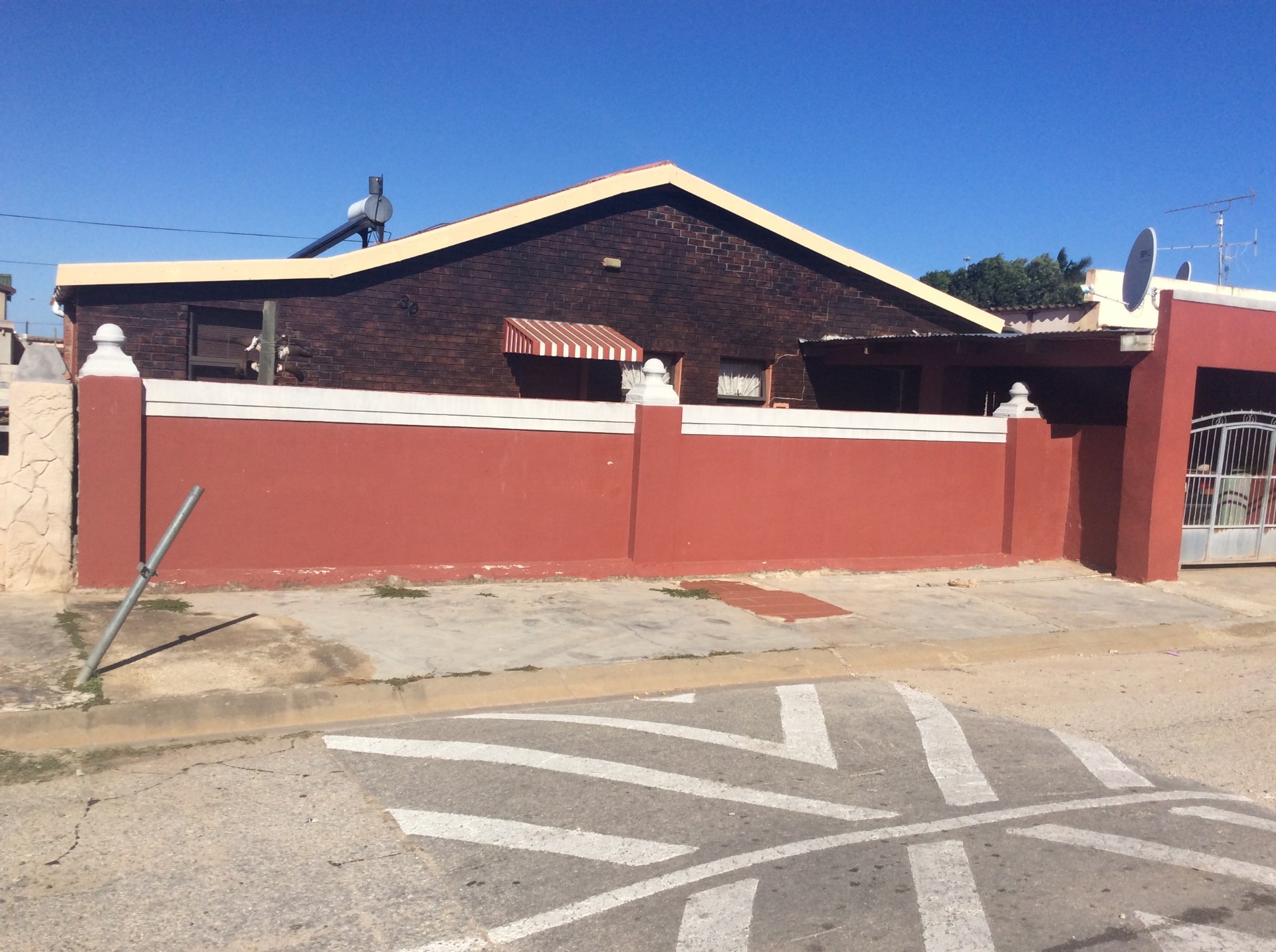 House for sale in Kwanobuhle, Uitenhage
