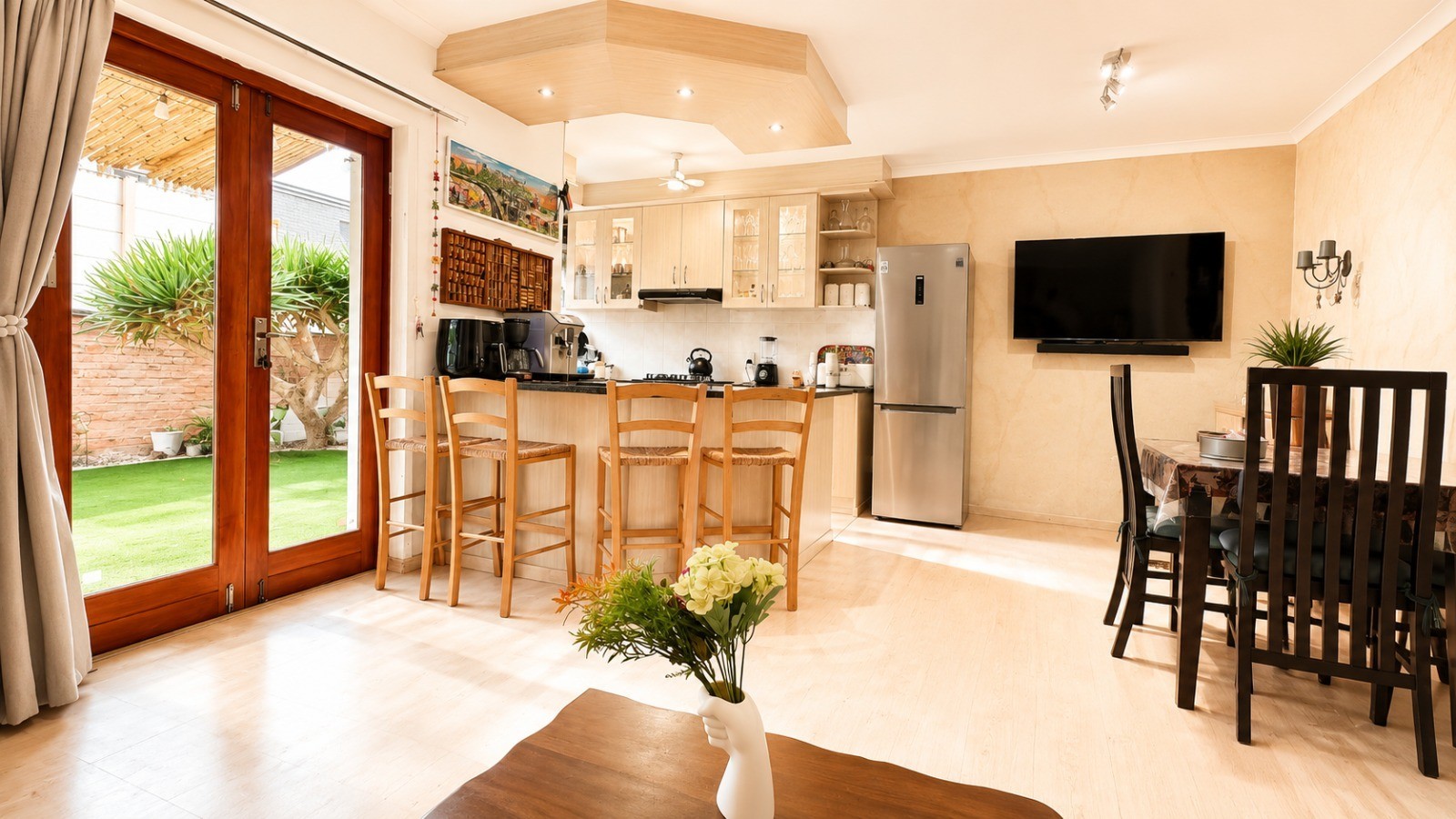 Apartment for rent in Waves Edge, Blouberg, 93 m²