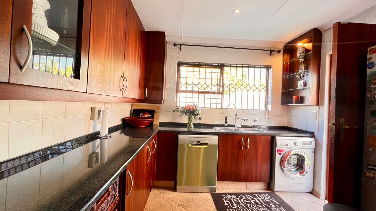 House for rent in Sunninghill, Sandton, 567 m²