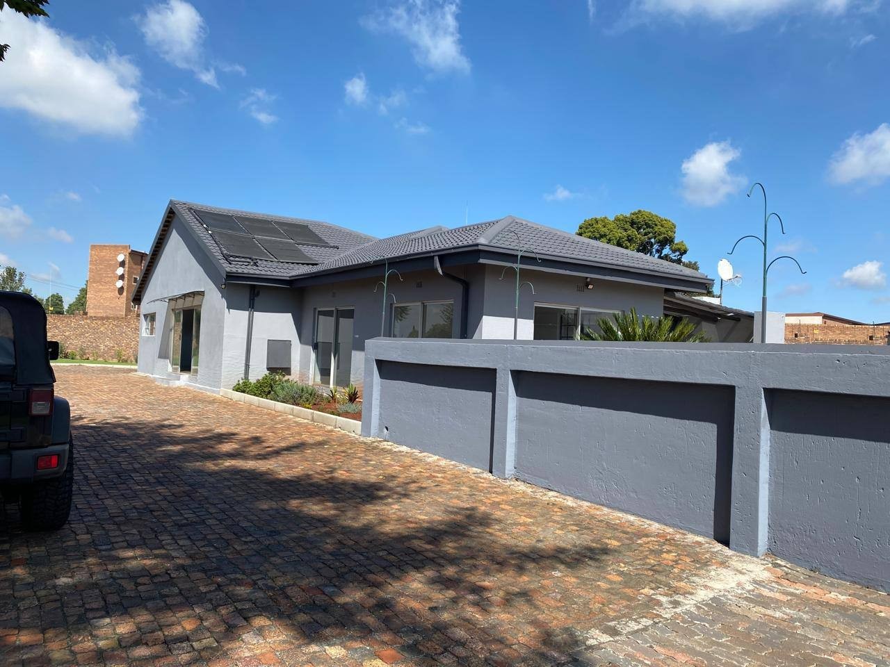 House for sale in Benoni North, Benoni, 1000 m²