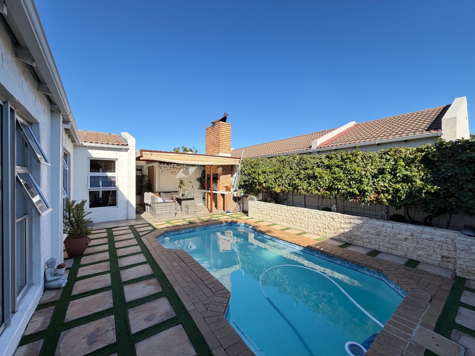 House for sale in Edgemead, Goodwood