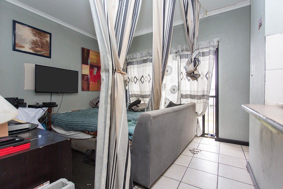 Apartment for sale in Sanlamhof, Bellville, 46 m²